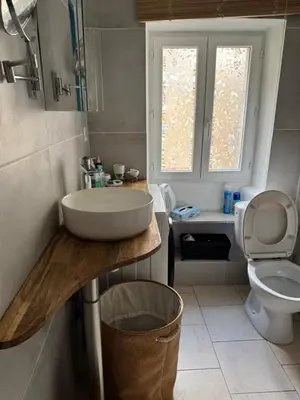 Salle de bains dans l'établissement Joli T2 in Cap Corse