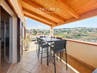 Balcon ou terrasse dans l'établissement Pointe St-François T3 vue mer