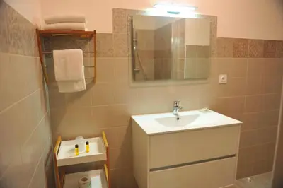 Salle de bains dans l'établissement Appartement Lido de la Marana