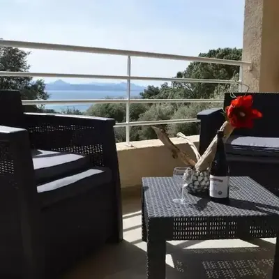 Villa avec vues exceptionnelles à 2 minutes de la plage