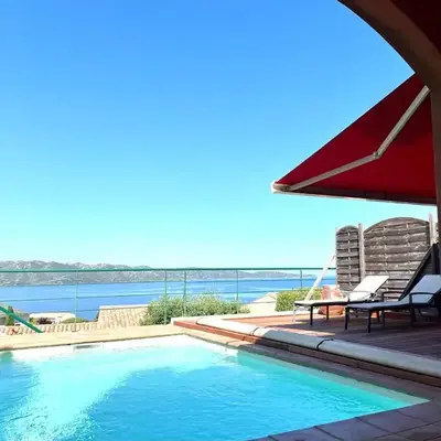 Villa avec piscine privative et vue imprenable sur le golf de Saint-Florent à 300 m de la plage