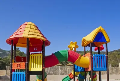 Aire de jeux pour enfants de l'établissement Camping Bella Vista