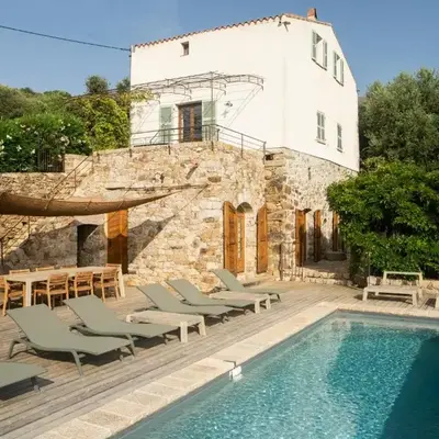 Maison de campagne proche mer avec piscine