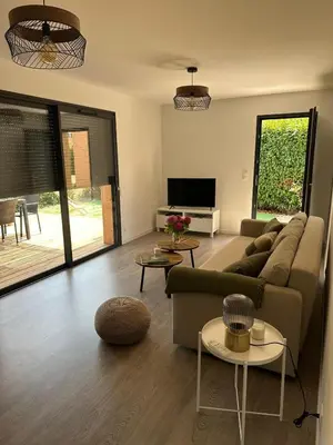 Télévision ou salle de divertissement dans l'établissement Casa Juliette Maison bois