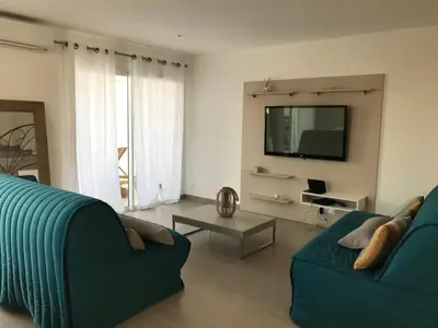 Télévision ou salle de divertissement dans l'établissement PDM Appartement Paese di Mare