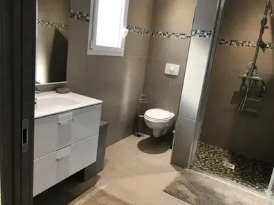 Salle de bains dans l'établissement PDM Appartement Paese di Mare