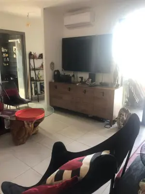 Télévision ou salle de divertissement dans l'établissement T3 Baie de Calvi jardin panoramique vue mer