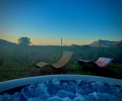 Vue générale sur la montagne ou vue sur la montagne depuis l'appartement