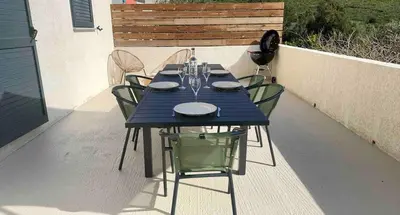Balcon ou terrasse dans l'établissement Maison T3 Élégante Cap Corse - Casa Sublima