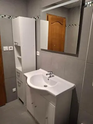 Salle de bains dans l'établissement Funtanella II