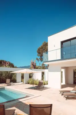 Piscine de l'établissement Elegant Designer Home By The Sea In Corsica ou située à proximité