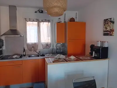 Cuisine ou kitchenette dans l'établissement Villa de luxe en bord de mer Résidence Torra Mare a Prunete