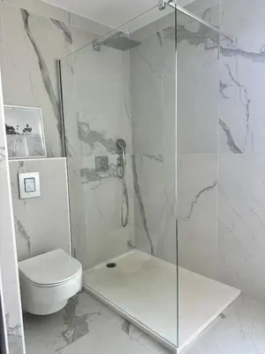 Salle de bains dans l'établissement Villa neuve avec piscine 3 chambres 140 m2