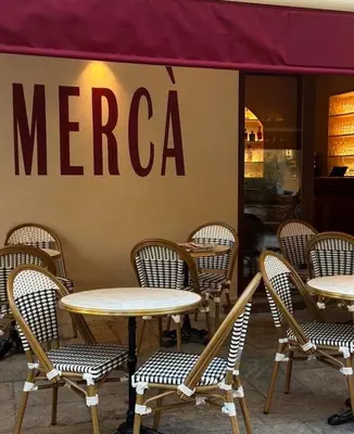 Coin salon dans l'établissement Appartement au bord de mer