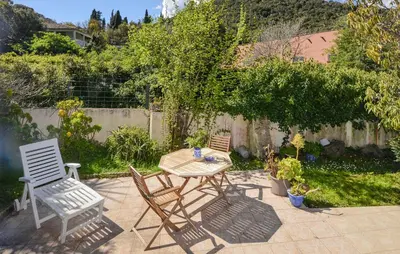 Vue générale sur la montagne ou vue sur la montagne depuis la maison de vacances