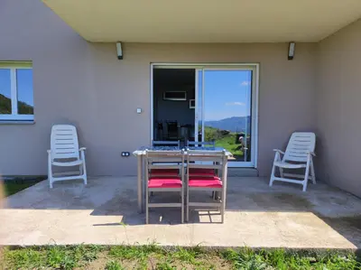 Plan de l'établissement Grand F2 vue montagne