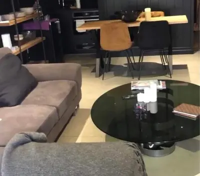Coin salon dans l'établissement Joli T1 à ne pas manquer