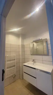 Salle de bains dans l'établissement Le Petit paradis