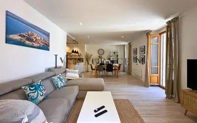 Coin salon dans l'établissement Appartement Mercatu au coeur de Calvi