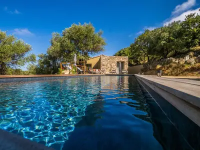 Piscine de l'établissement Sognu di Sole ou située à proximité