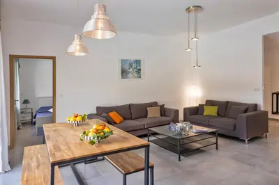 Coin salon dans l'établissement Villa ODETTE