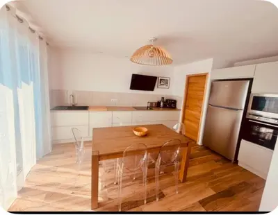 Cuisine ou kitchenette dans l'établissement Les chambres du Cap Corse