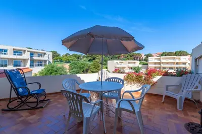 Balcon ou terrasse dans l'établissement Filetta - Charmant studio climatisé