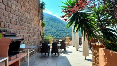 Vue générale sur la montagne ou vue sur la montagne depuis l'appartement