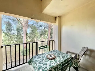Balcon ou terrasse dans l'établissement Studio Résidence de La Mer L'ILE-ROUSSE