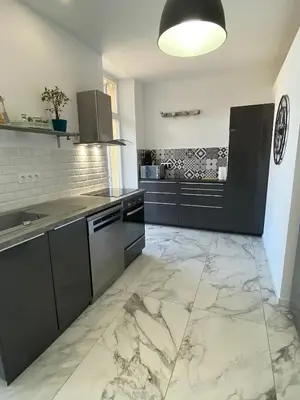 Cuisine ou kitchenette dans l'établissement Casa Sanna, T2 waterfront Miomo, Cap Corse