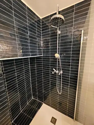 Salle de bains dans l'établissement Magnifique villa avec piscine- hauteurs de Bastia