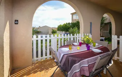 Balcon ou terrasse dans l'établissement Appartement Residence Piscine