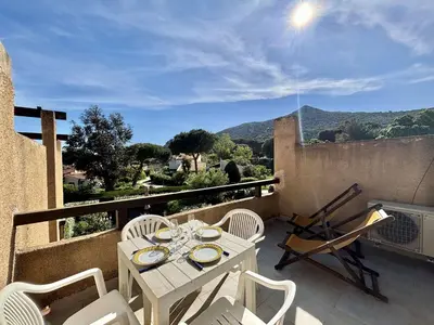Vue générale sur la montagne ou vue sur la montagne depuis l'appartement