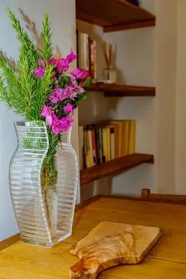 Bibliothèque dans l'appartement