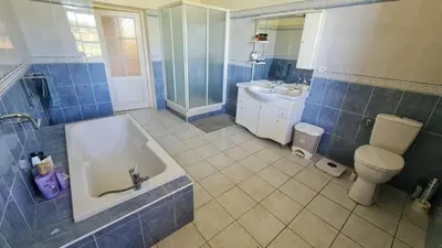 Salle de bains dans l'établissement Maison - chambres d'hotes