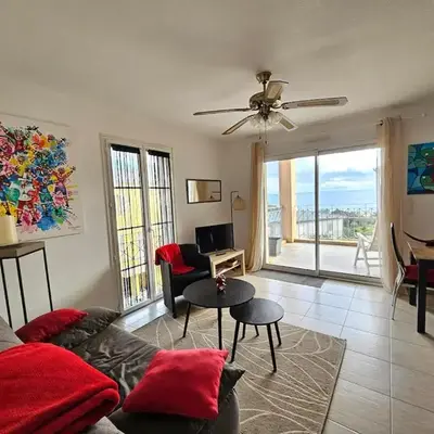 Bel appartement Erbalunga- A deux pas de la plage