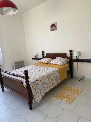 Un ou plusieurs lits dans un hébergement de l'établissement VILLA PROCHE de la PLAGE, VUE MER avec PARKING