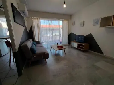 Télévision ou salle de divertissement dans l'établissement Grand studio , proche port Bastia
