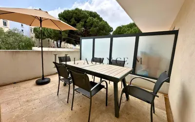 Balcon ou terrasse dans l'établissement Appartement Petru Paisible & spacieux