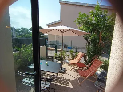 Piscine de l'établissement Duplex rose- Sérénité en Bord de Mer ou située à proximité