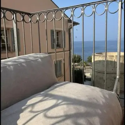 Apartment in Ile Rousse with sea view