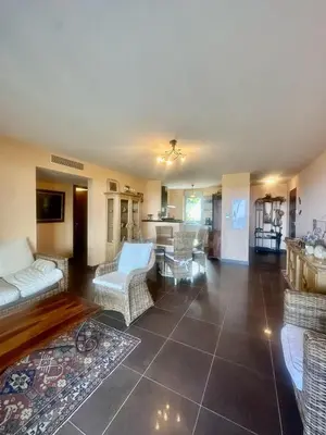 Un ou plusieurs lits dans un hébergement de l'établissement Apartment with sea view and access