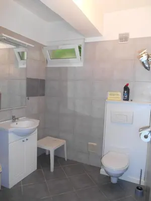 Salle de bains dans l'établissement B&B la rivière