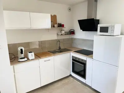 Cuisine ou kitchenette dans l'établissement T2 - Marine de sant ambroggio, LUMIO 20260