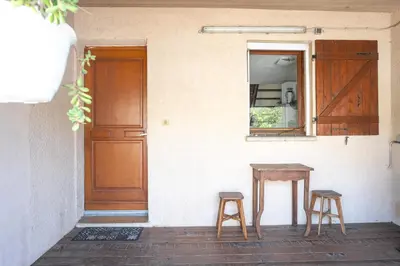 Plan de l'établissement maison climatisée fibrée 2 chambres à 9 min à pieds d'une grande plage