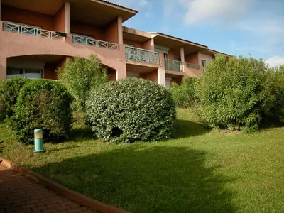 Jardin de l'établissement Résidence Privée Suarella