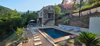 Piscine de l'établissement La Casuccia ou située à proximité