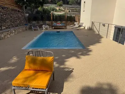 Piscine de l'établissement Splendide villa avc piscine-les Collines Bastia ou située à proximité