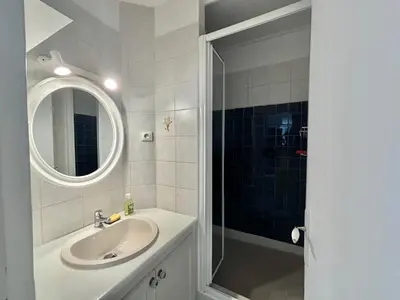 Salle de bains dans l'établissement Appartement T3 Solane 31 LUMIO