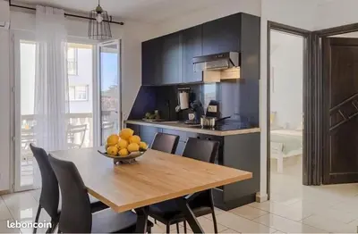 Cuisine ou kitchenette dans l'établissement Appartement Lucciana Corse plage à 2 minutes